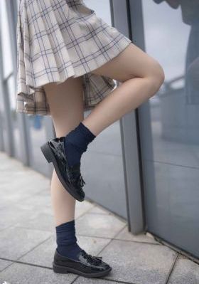 欧美人为什么蹲不下去_国产剧电影完整版在线观看
